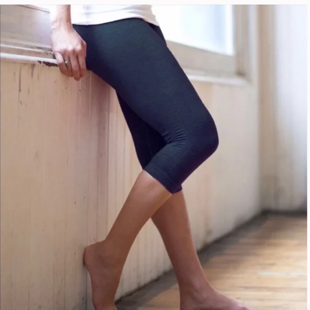 Lululemon In The Flow Crop II Leggings Heathered Deep Navy Size 6